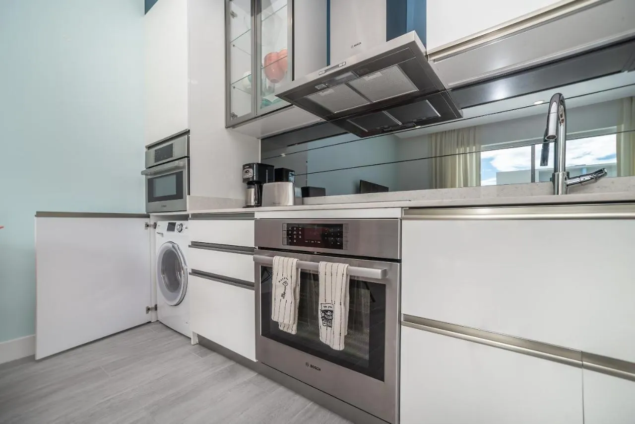 Luxury 1 Bed Apartment Near Seven Mile Beach At The Grove - Villa Island Life West Bay