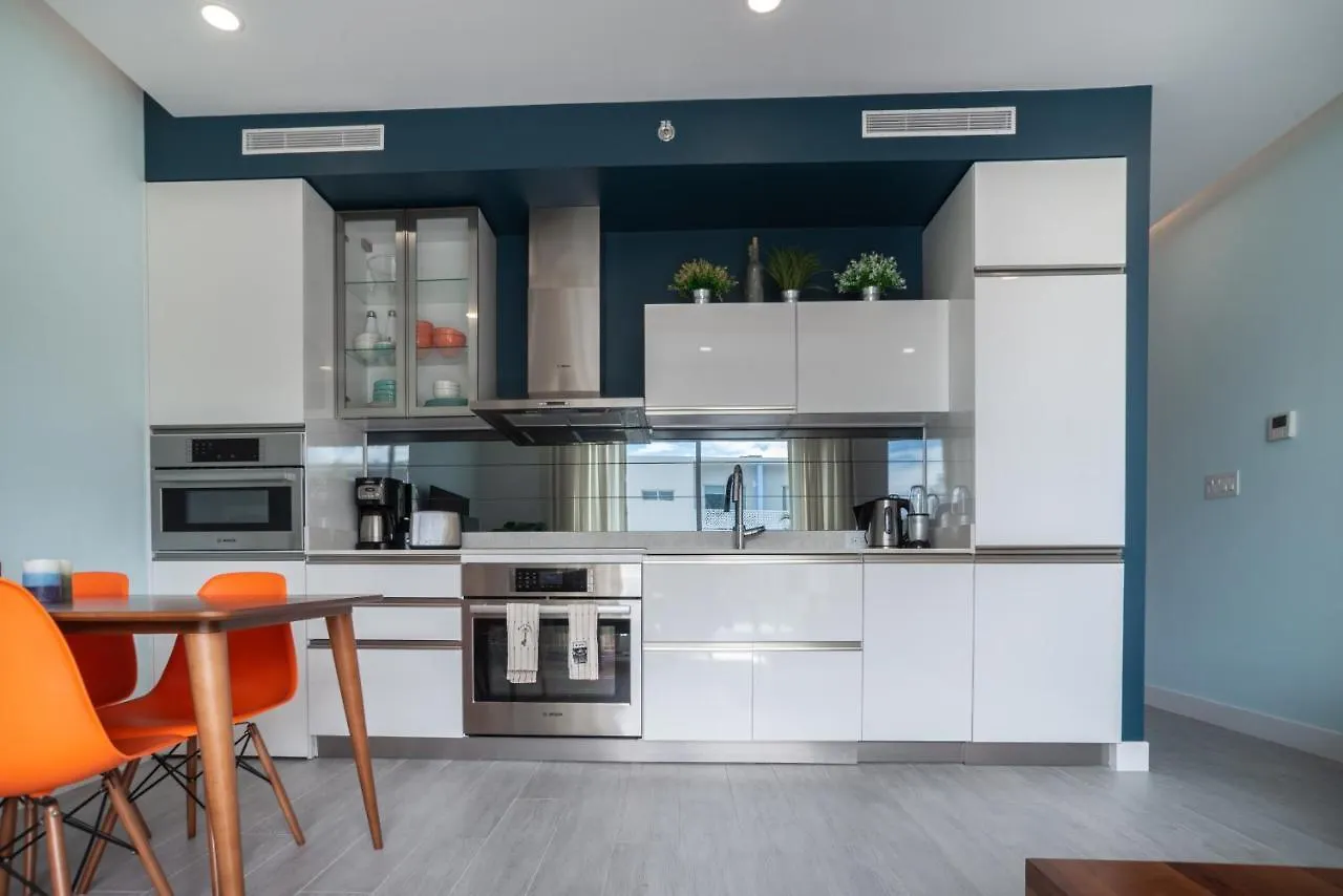 Luxury 1 Bed Apartment Near Seven Mile Beach At The Grove - Villa Island Life West Bay