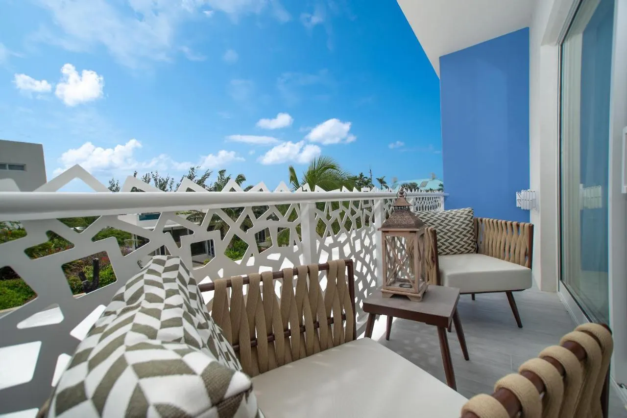 Luxury 1 Bed Apartment Near Seven Mile Beach At The Grove - Villa Island Life West Bay