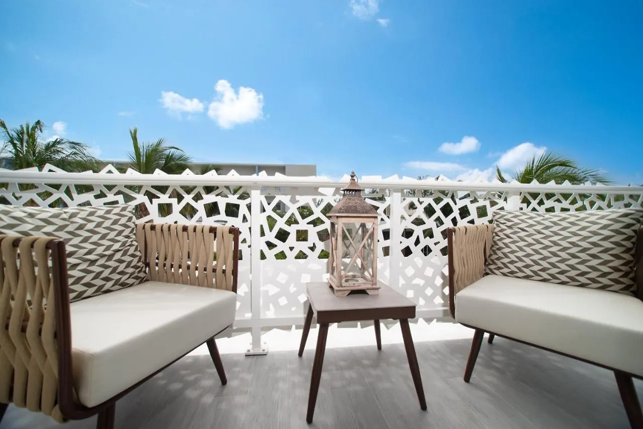 Luxury 1 Bed Apartment Near Seven Mile Beach At The Grove - Villa Island Life West Bay